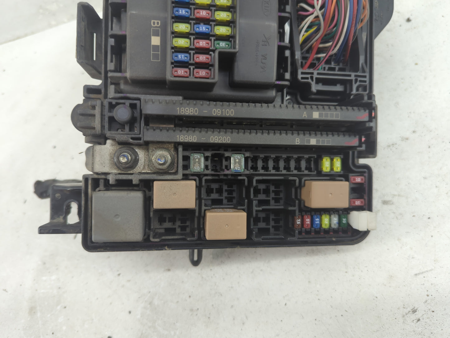 2016-2017 Hyundai Sonata Fusebox Fuse Box Panel Relay Module P/N:91950-C1820 Fits Fits 2016 2017 OEM Used Auto Parts - Oemus