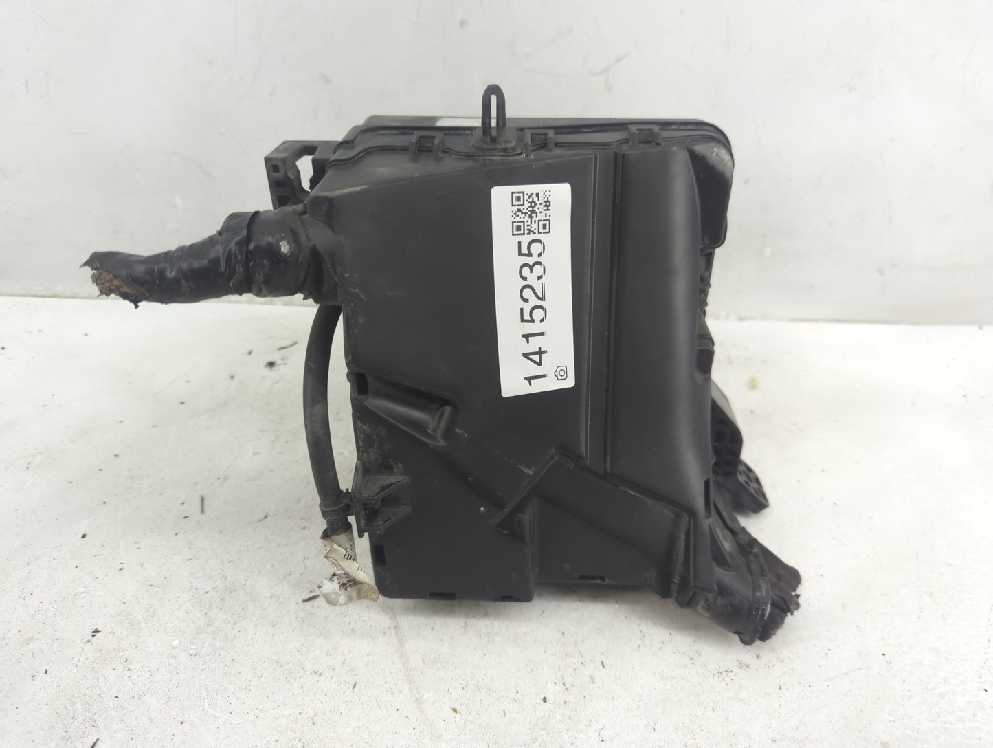 2016-2017 Hyundai Sonata Fusebox Fuse Box Panel Relay Module P/N:91950-C1820 Fits Fits 2016 2017 OEM Used Auto Parts - Oemus
