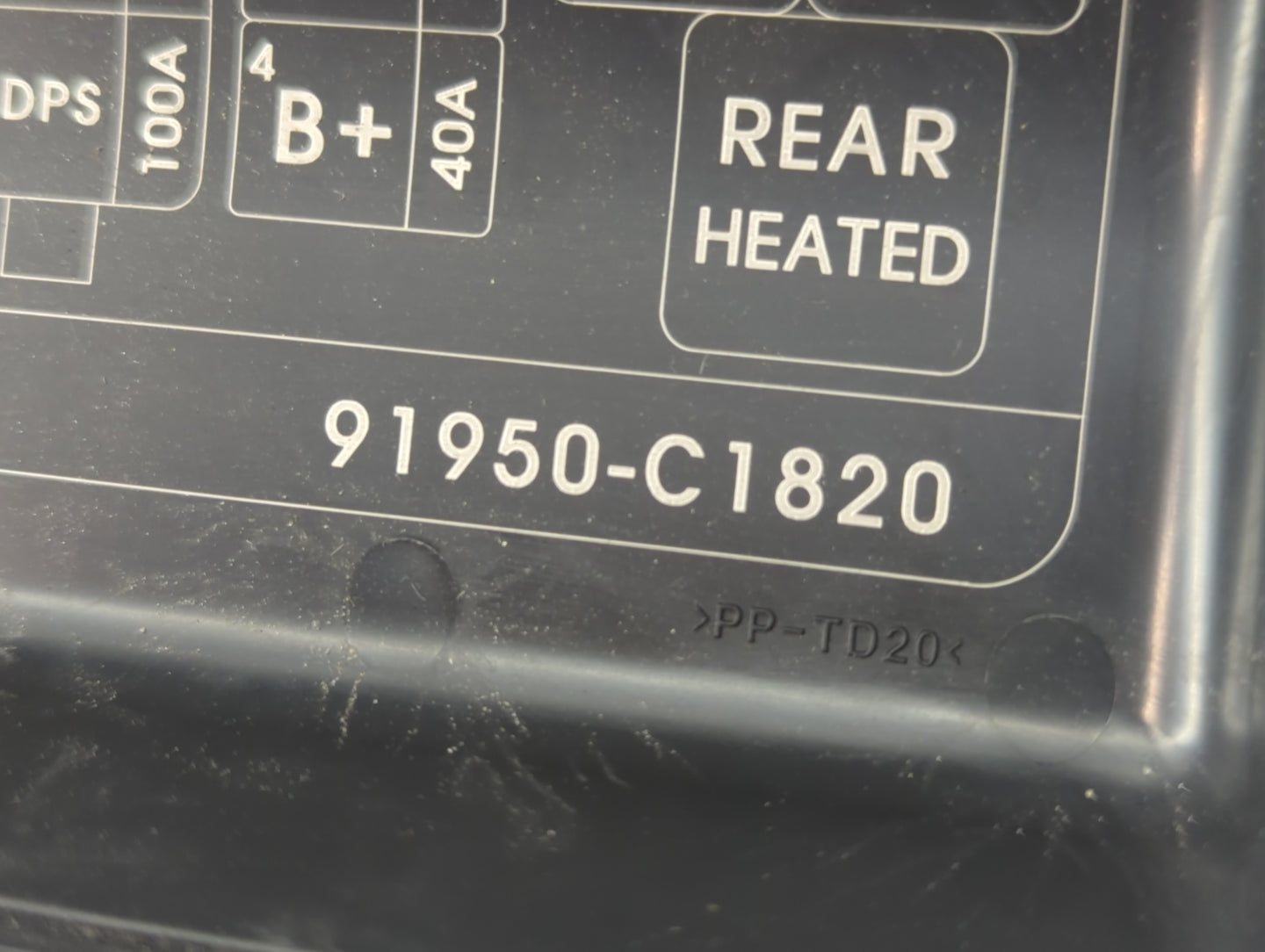 2016-2017 Hyundai Sonata Fusebox Fuse Box Panel Relay Module P/N:91950-C1820 Fits Fits 2016 2017 OEM Used Auto Parts - Oemus