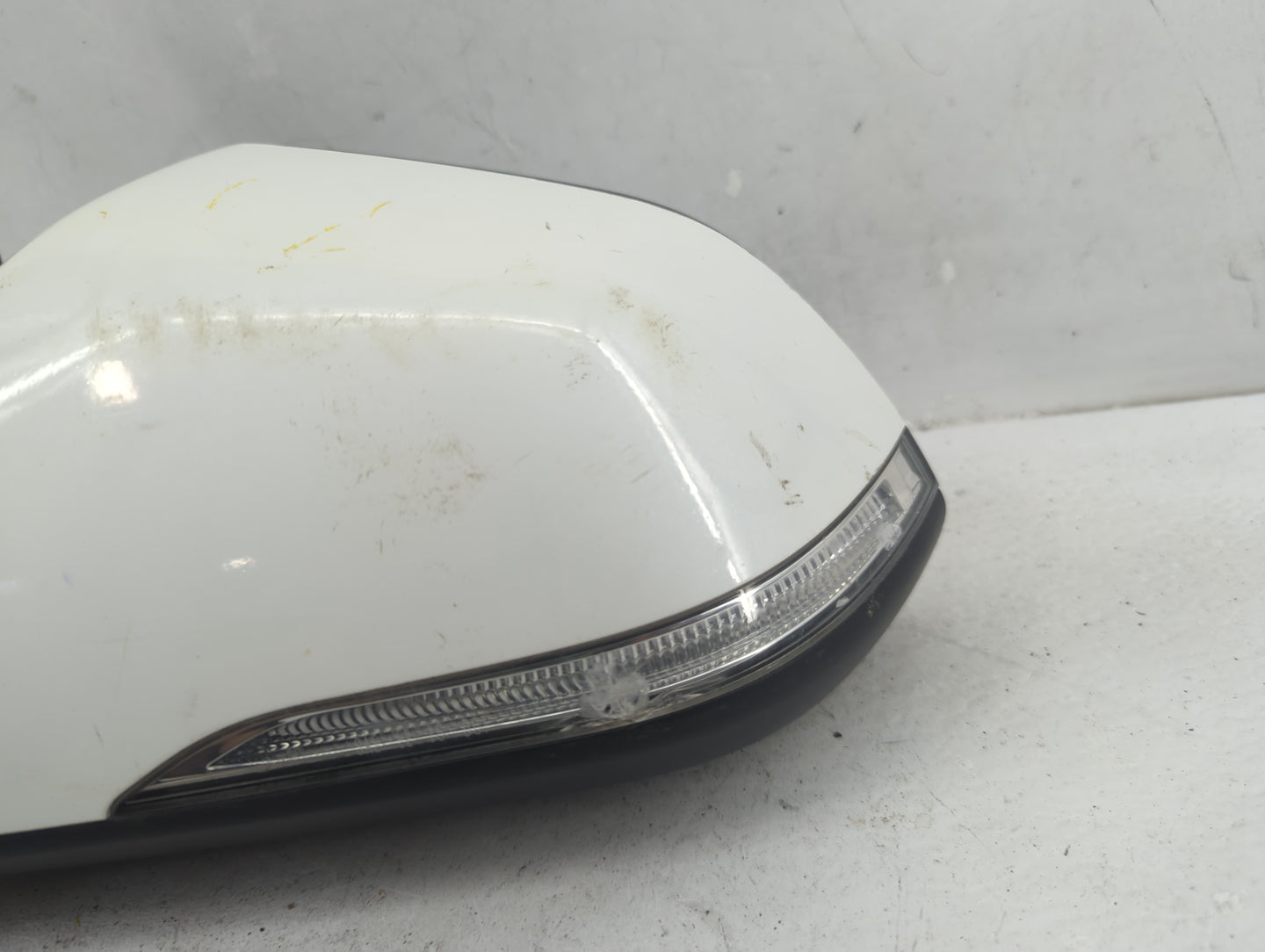2016-2019 Hyundai Sonata Driver Side View Mirror - Left Door Mirror OEM Used - Oemusedautoparts1.com