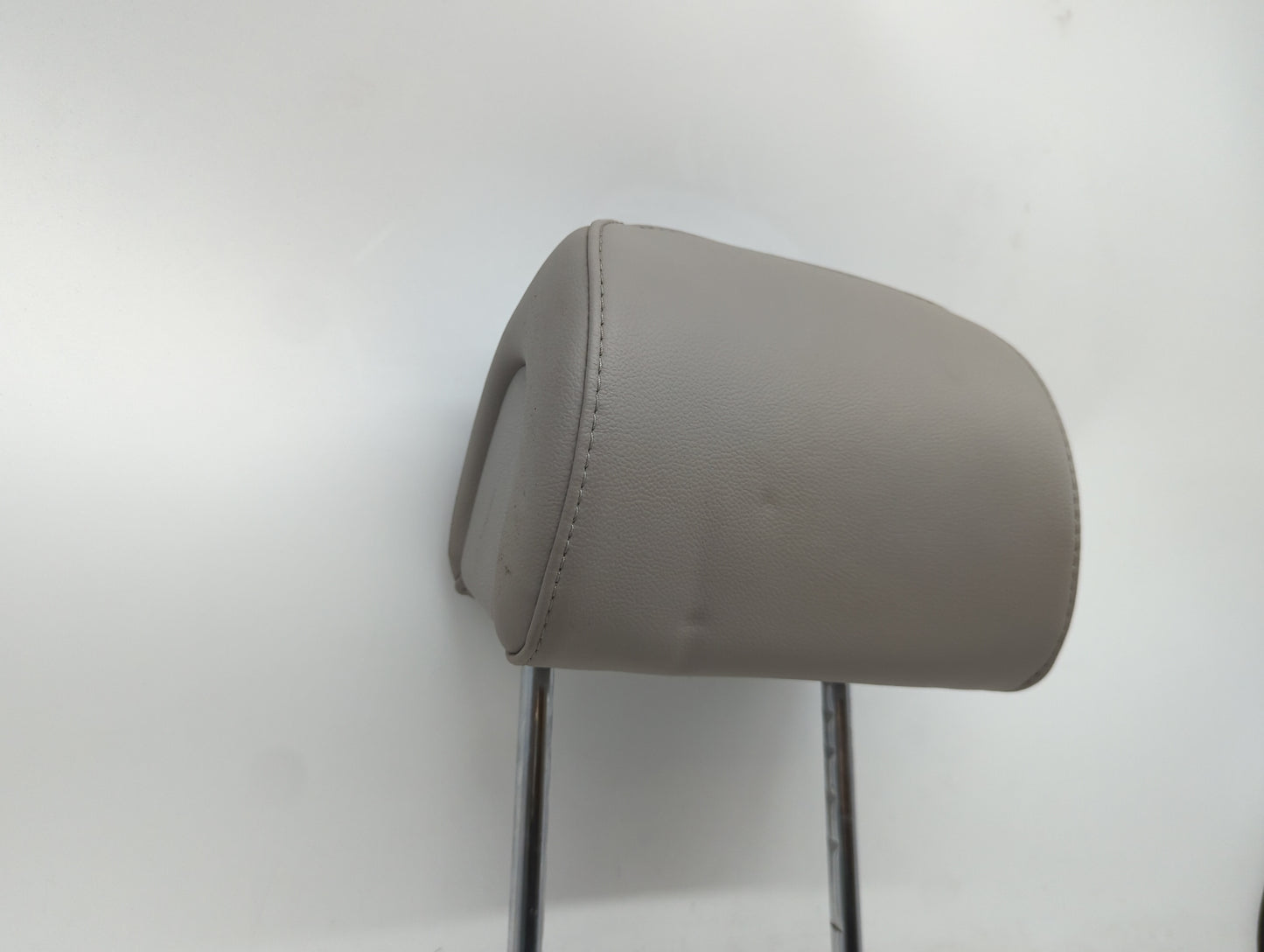 2015-2017 Hyundai Sonata Headrest Head Rest Front Driver Passenger Seat - Oemusedautoparts1.com