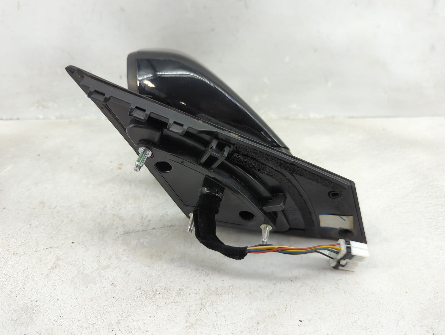2016-2017 Hyundai Sonata Driver Side View Mirror - Left Door Mirror OEM Used - Oemusedautoparts1.com