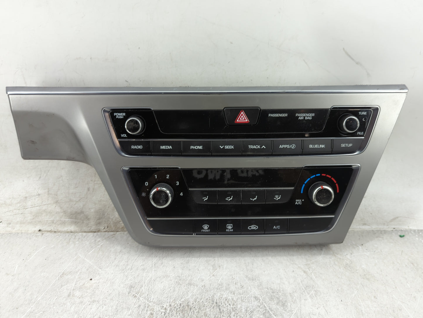 2015-2017 Hyundai Sonata Climate Control Module Temperature AC/Heater Replacement P/N:94510-C2530 D2AU 94510-C2530 Fits OEM 