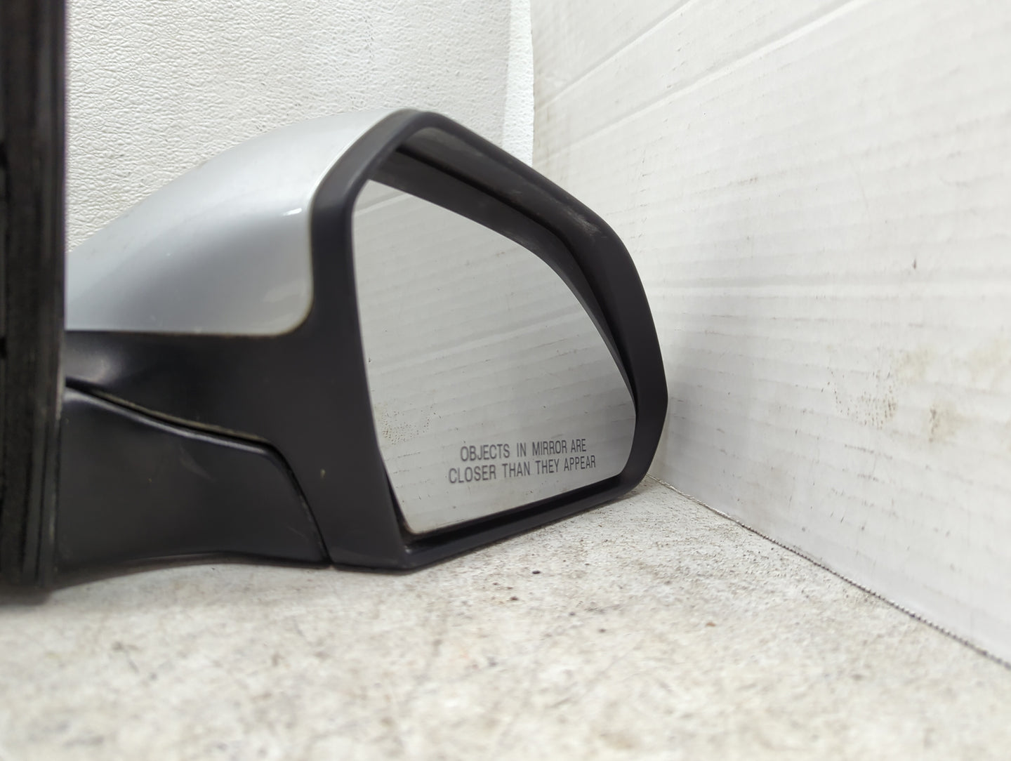 2016-2017 Hyundai Sonata Passenger Side View Mirror - Right Door Mirror OEM Used - Oemusedautoparts1.com