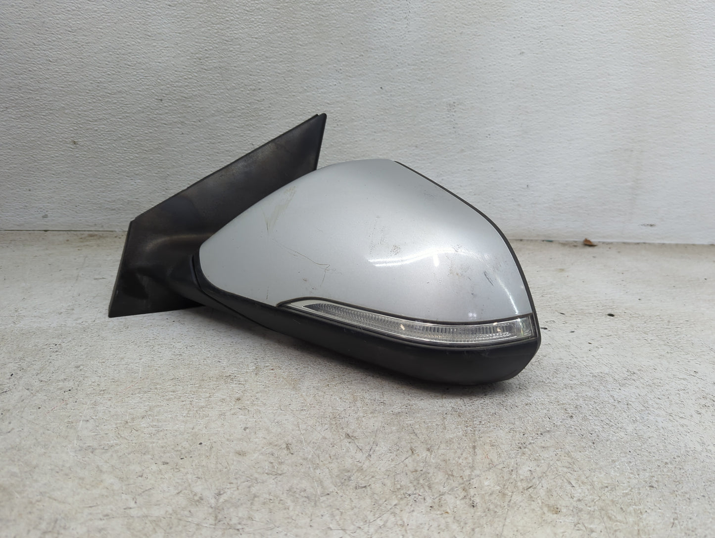 2016-2017 Hyundai Sonata Driver Side View Mirror - Left Door Mirror OEM Used - Oemusedautoparts1.com