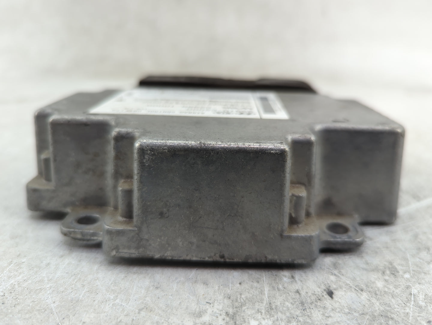 2015-2017 Hyundai Sonata Safety Restraint Srs Airbag Control Module - Oemusedautoparts1.com