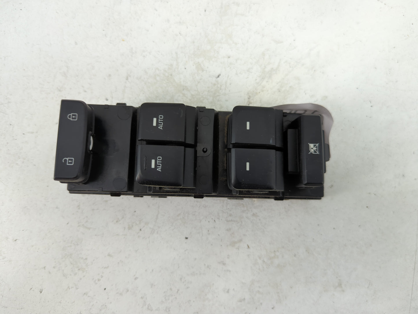 2015-2019 Hyundai Sonata Master Power Window Switch Replacement Driver Side Left P/N:93570-C1010 Fits OEM Used Auto Parts - 