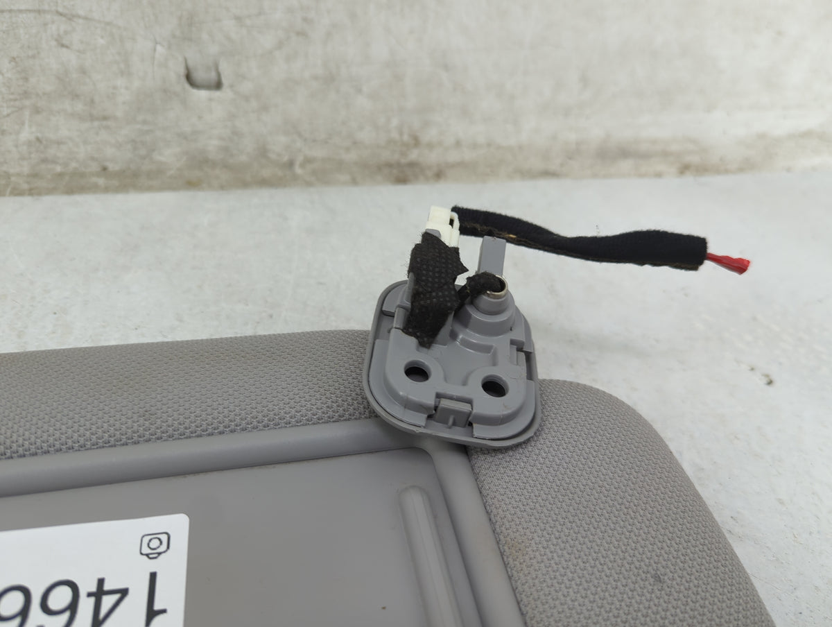 2016 Hyundai Sonata Sun Visor Shade Replacement Passenger Right Mirror Fits OEM Used Auto Parts - Oemusedautoparts1.com