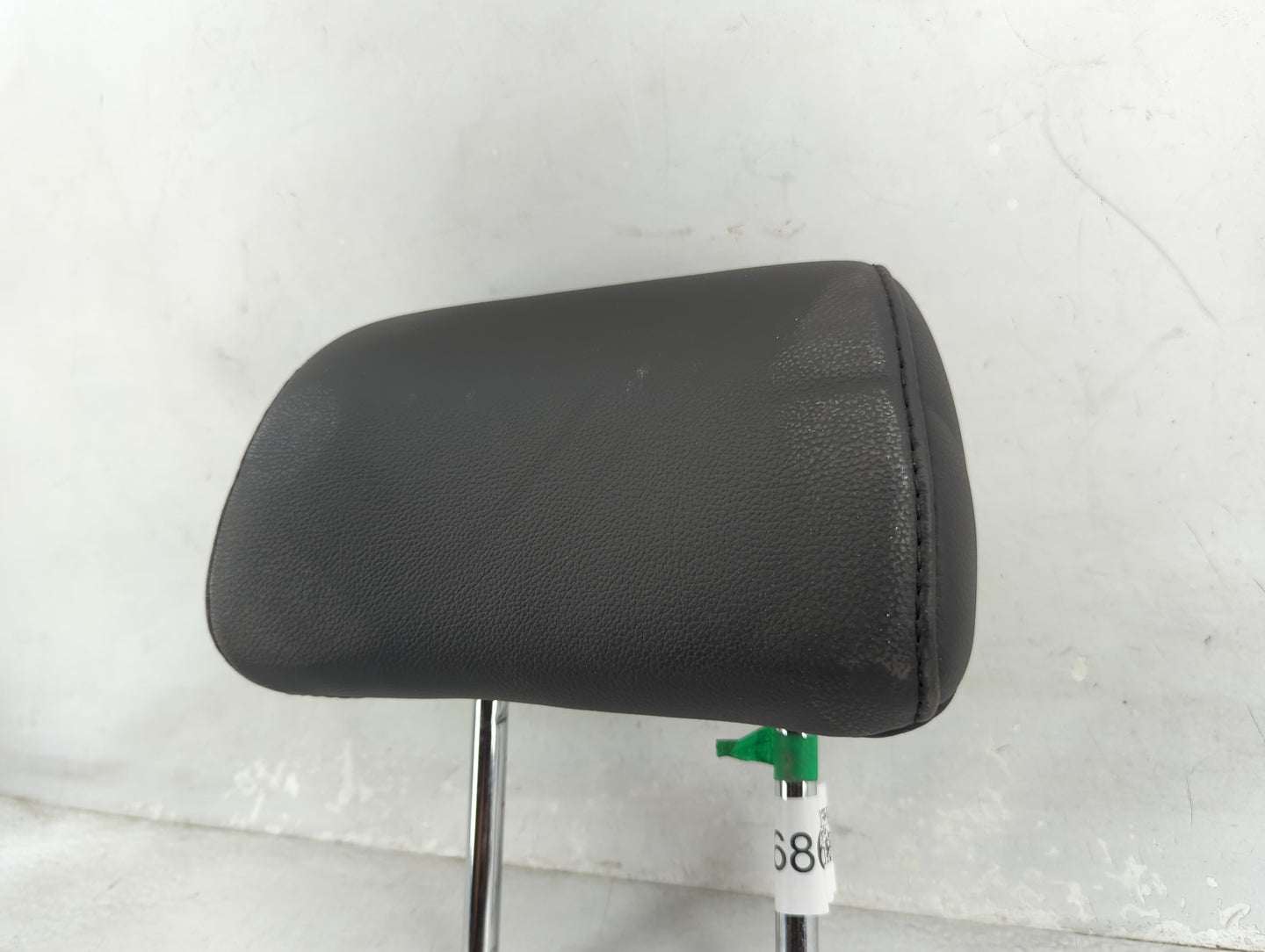 2015-2017 Hyundai Sonata Headrest Head Rest Front Driver Passenger Seat Fits Fits 2015 2016 2017 OEM Used Auto Parts - Oemus