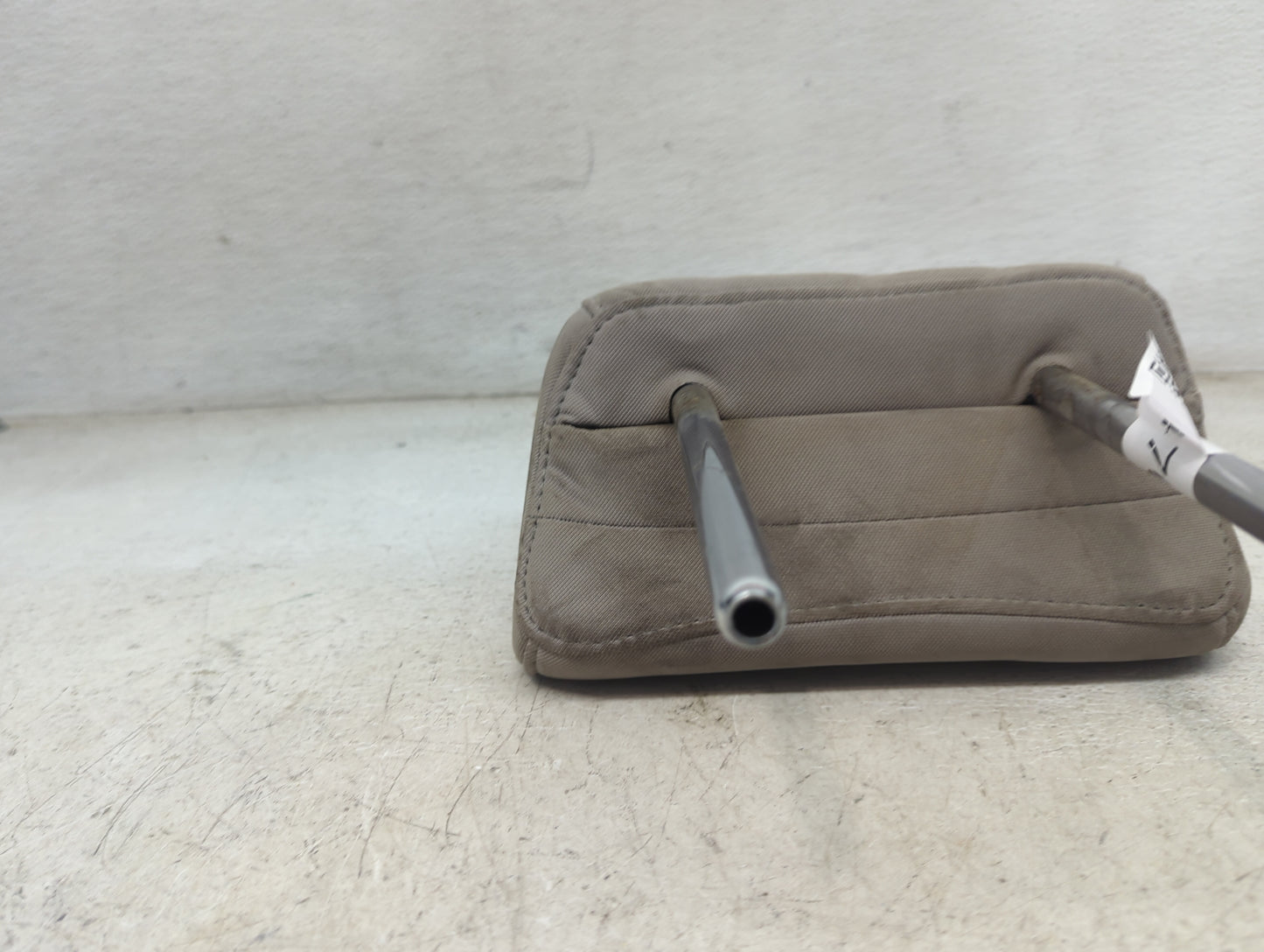2015-2017 Hyundai Sonata Headrest Head Rest Front Driver Passenger Seat Fits Fits 2015 2016 2017 OEM Used Auto Parts - Oemus