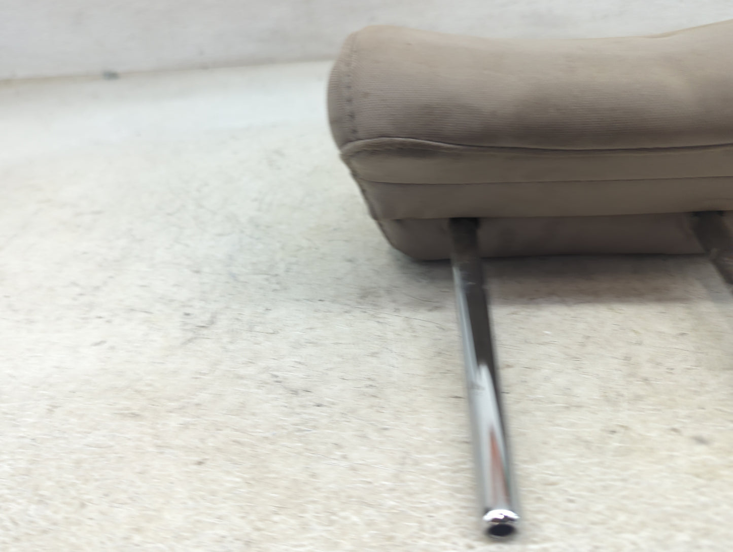 2015-2017 Hyundai Sonata Headrest Head Rest Front Driver Seat Beige - Oemusedautoparts1.com