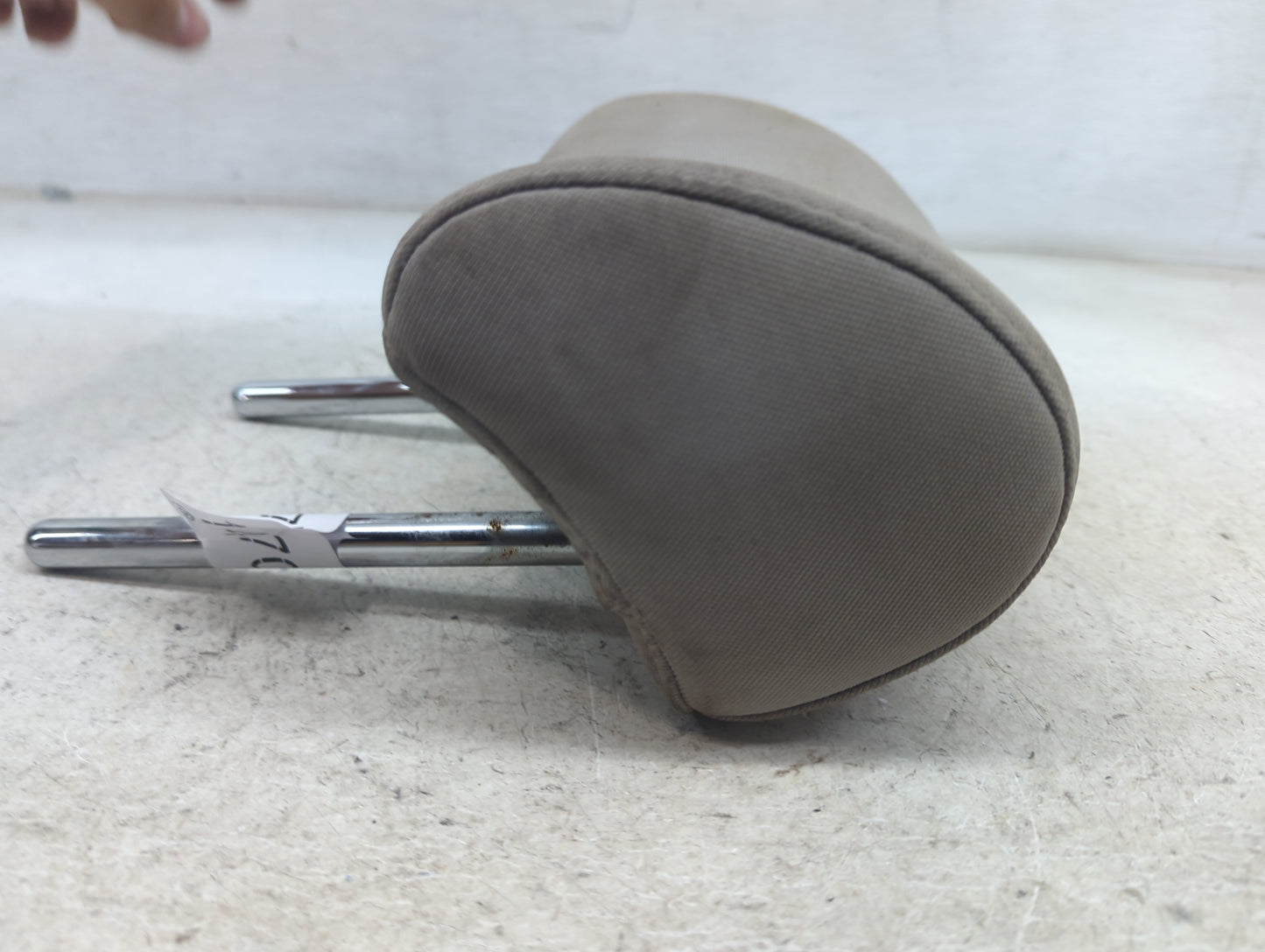 2015-2017 Hyundai Sonata Headrest Head Rest Front Driver Seat Beige - Oemusedautoparts1.com
