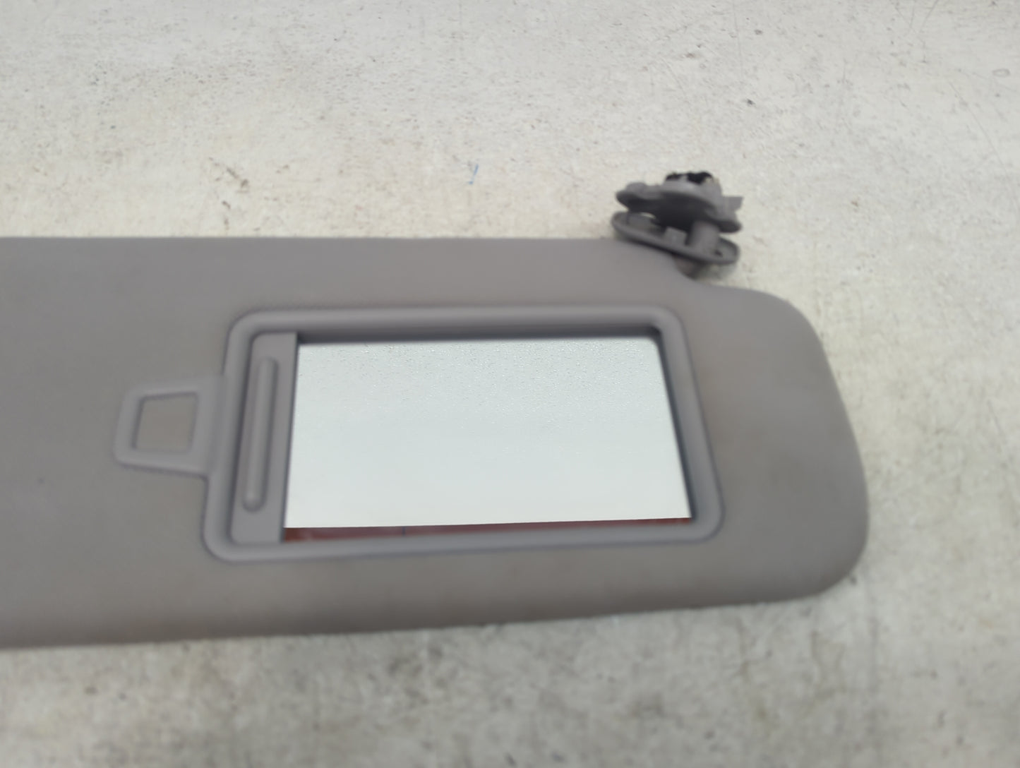 2015-2019 Hyundai Sonata Sun Visor Shade Replacement Passenger Right Mirror Fits Fits 2015 2016 2017 2018 2019 OEM Used Auto