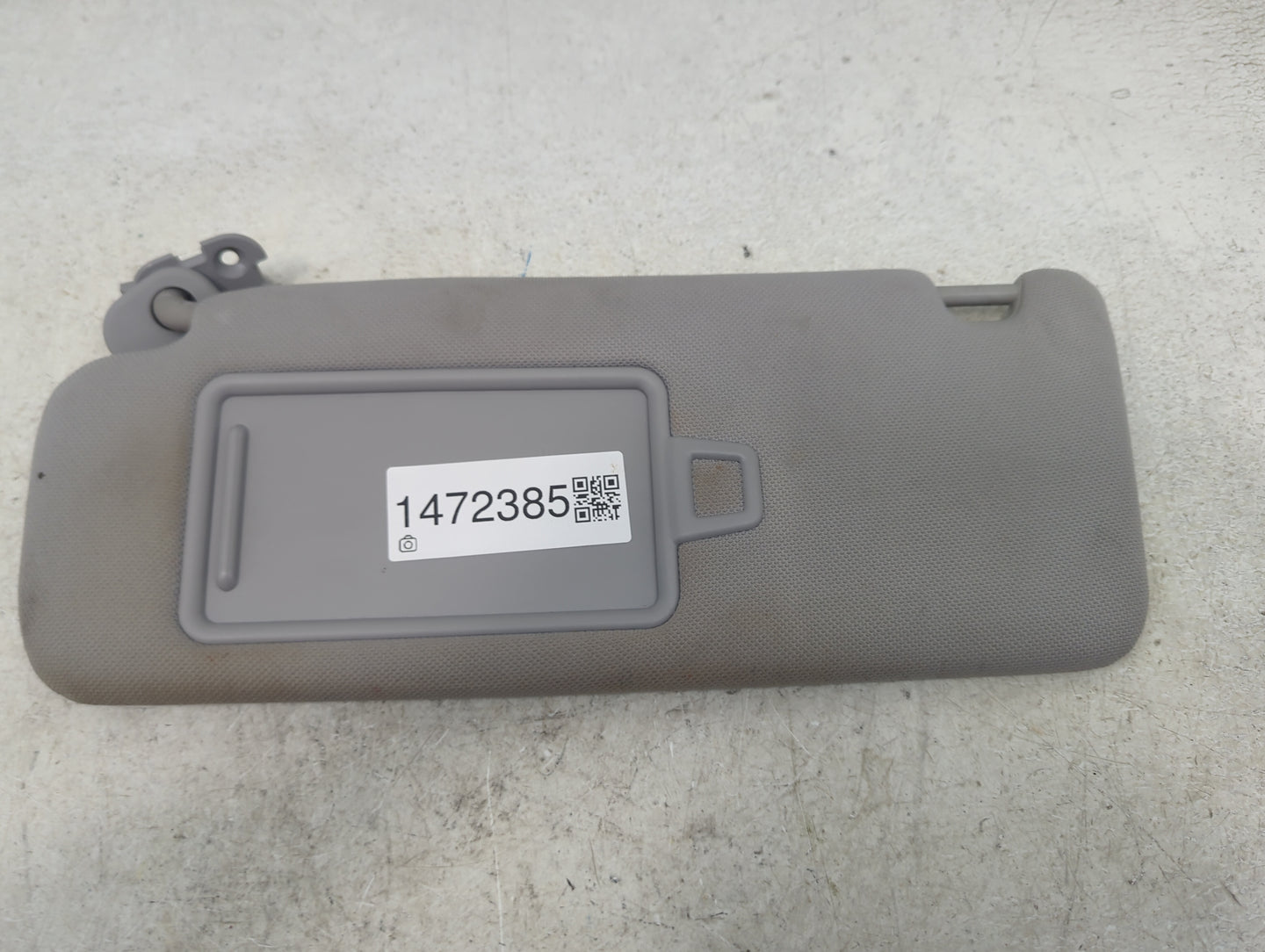 2015-2019 Hyundai Sonata Sun Visor Shade Replacement Driver Left Mirror Fits Fits 2015 2016 2017 2018 2019 OEM Used Auto Par
