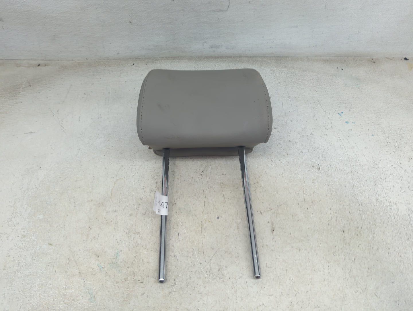 2016 Hyundai Sonata Headrest Head Rest Front Driver Seat Gray - Oemusedautoparts1.com