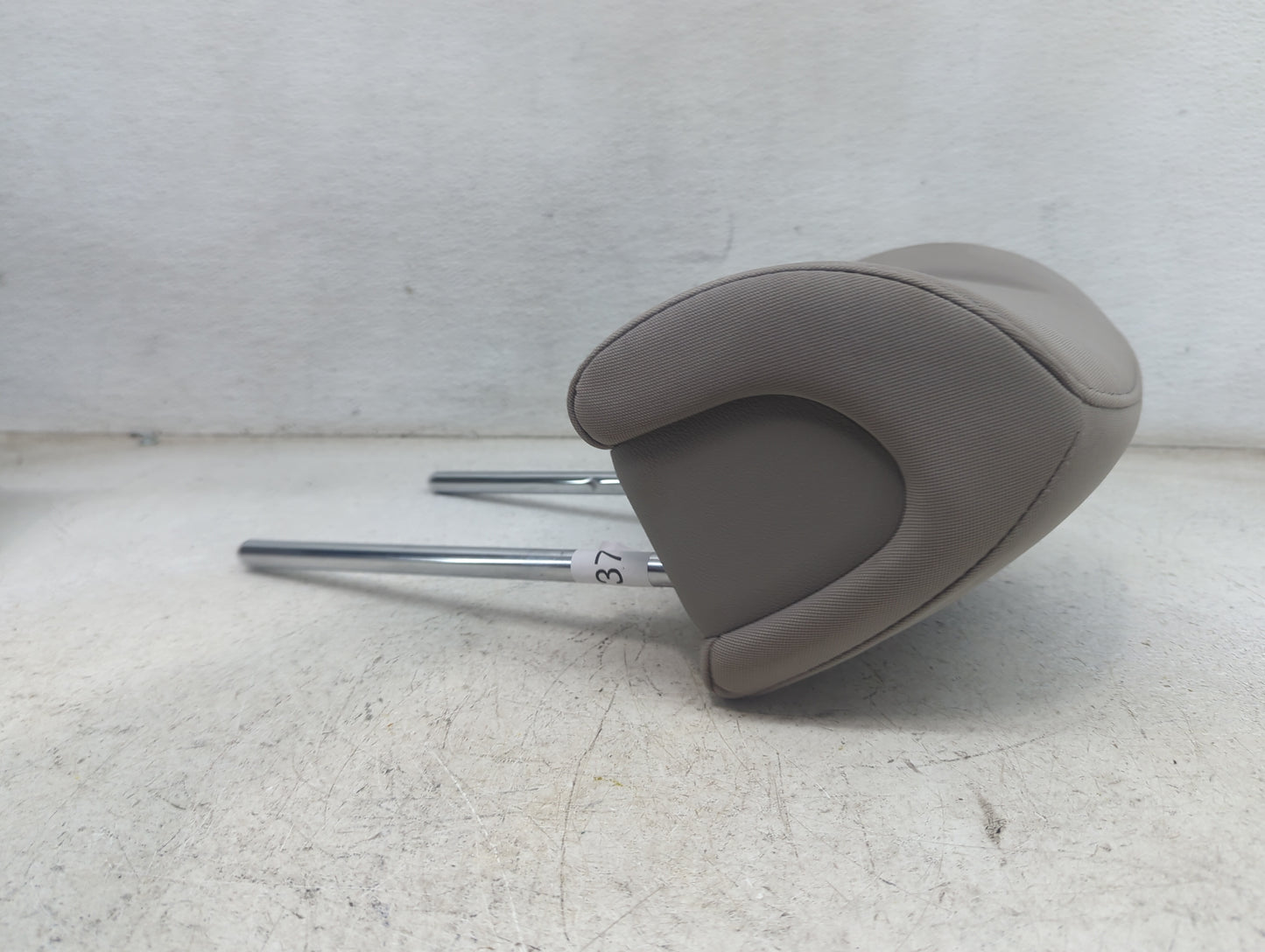 2016 Hyundai Sonata Headrest Head Rest Front Driver Passenger Seat Fits OEM Used Auto Parts - Oemusedautoparts1.com
