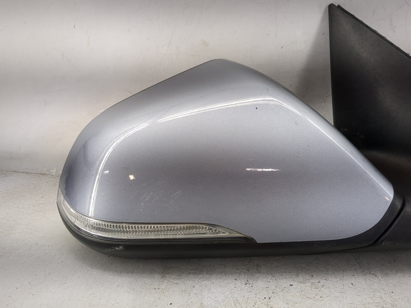 2016-2017 Hyundai Sonata Passenger Side View Mirror - Right Door Mirror OEM Used - Oemusedautoparts1.com