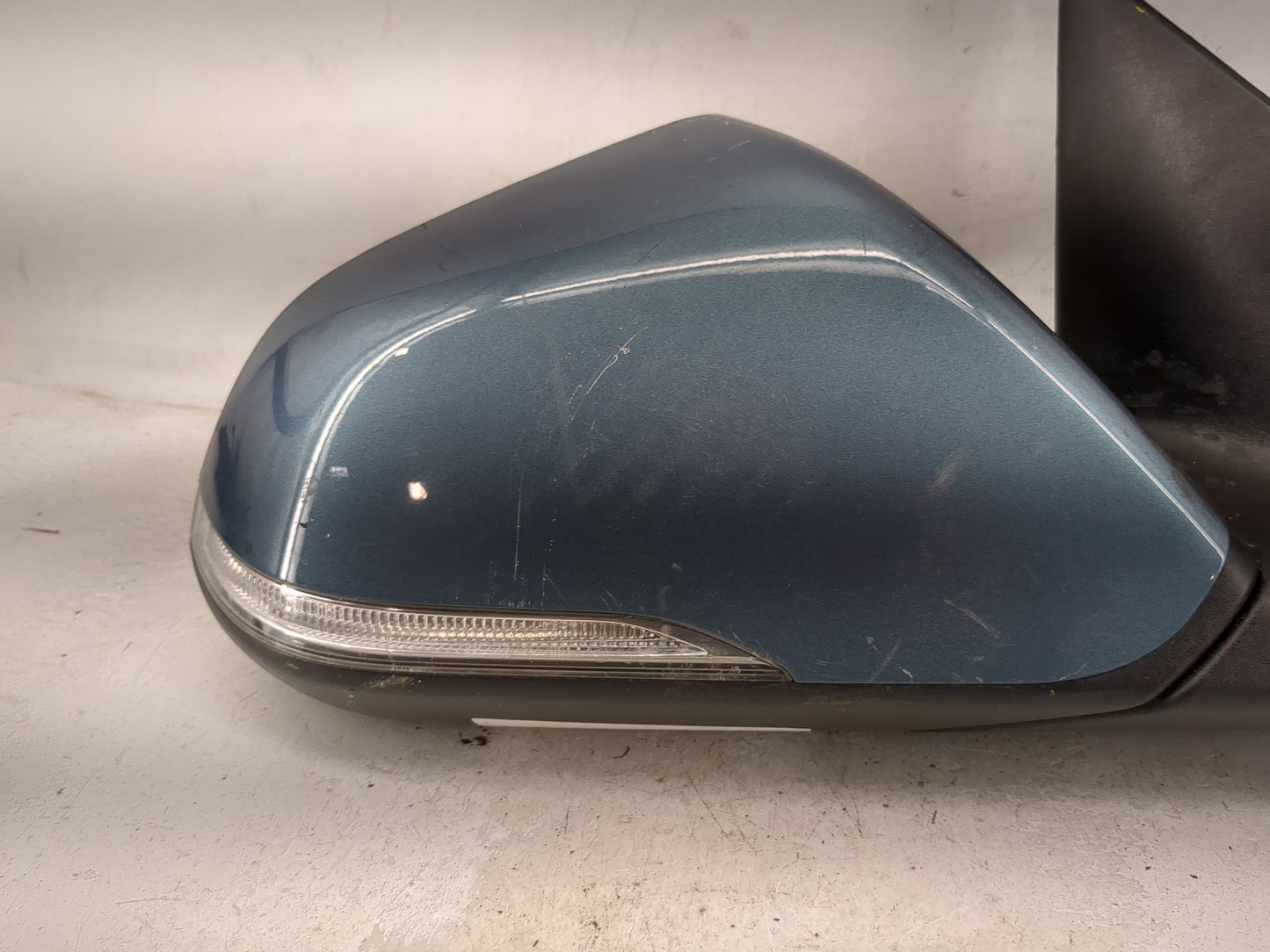 2016-2017 Hyundai Sonata Passenger Side View Mirror - Right Door Mirror OEM Used - Oemusedautoparts1.com