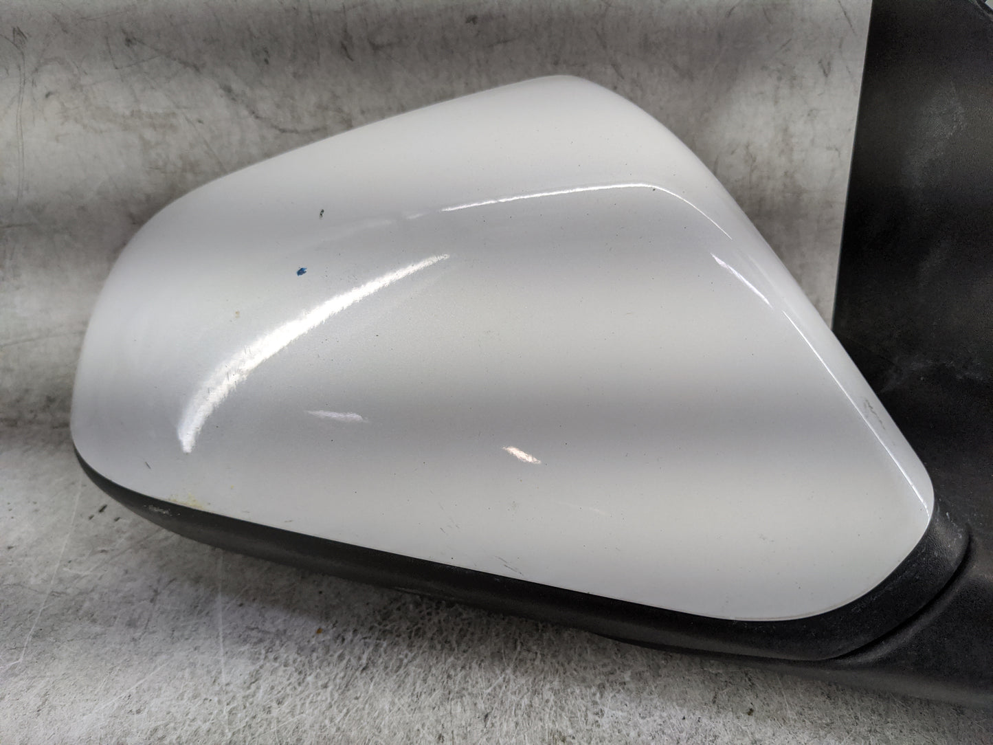 2016 Hyundai Sonata Passenger Side View Mirror - Right Door Mirror OEM Used - Oemusedautoparts1.com