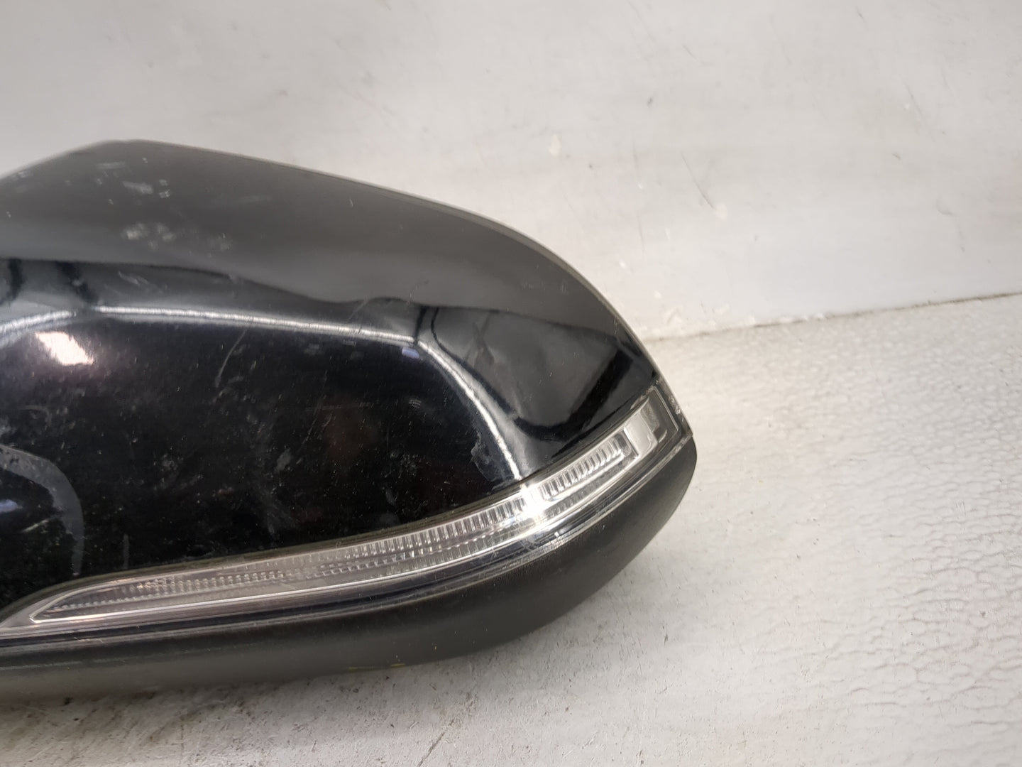 2016 Hyundai Sonata Driver Side View Mirror - Left Door Mirror OEM Used - Oemusedautoparts1.com