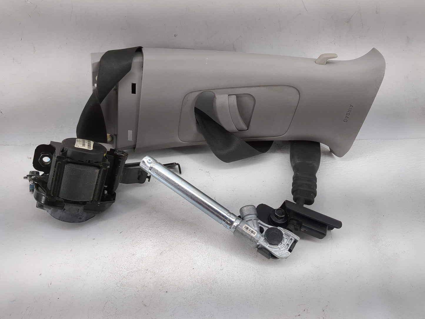 2015-2017 Hyundai Sonata Driver Left Seat Belt Front Retractor - Oemusedautoparts1.com