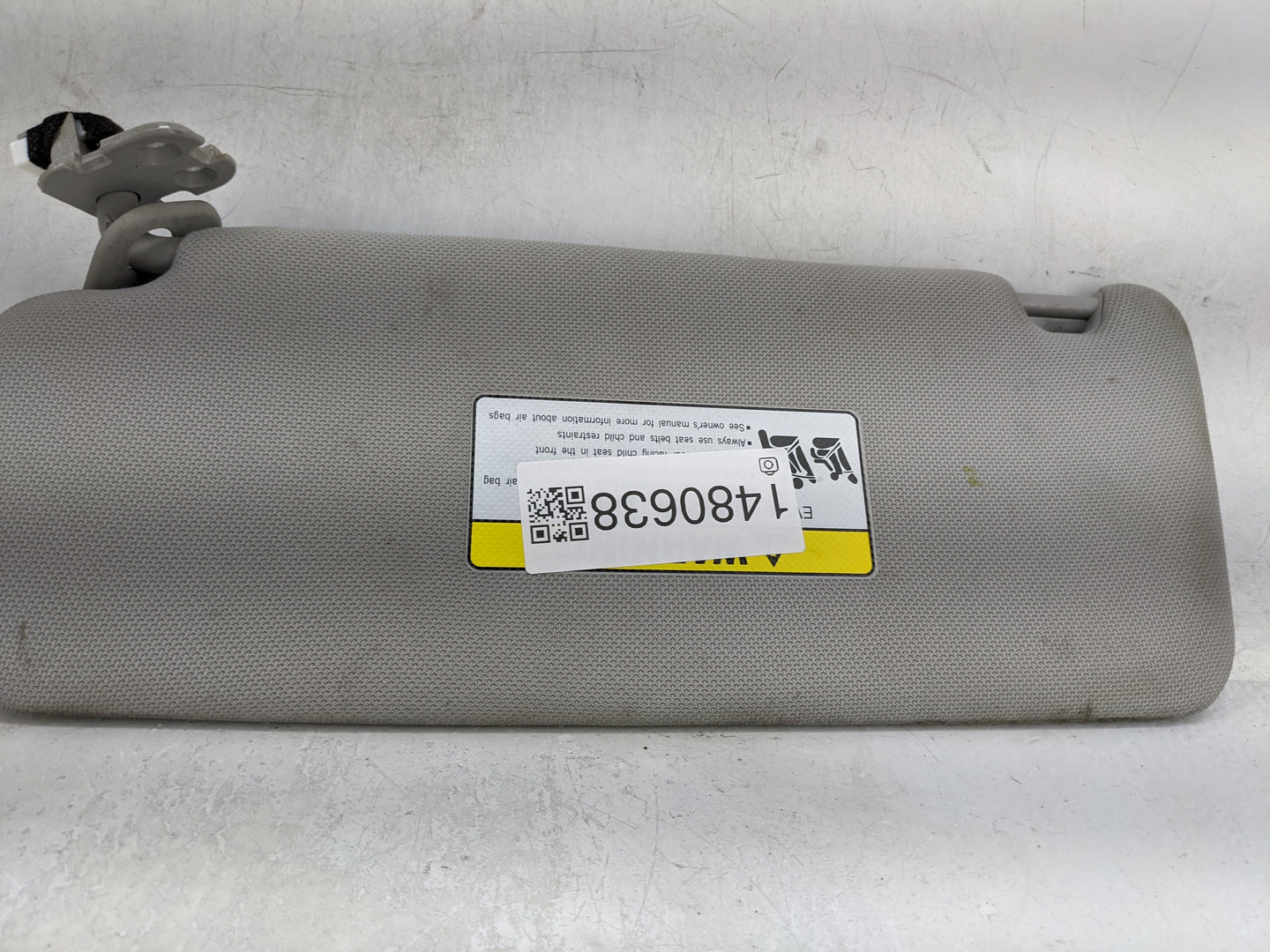 2015-2019 Hyundai Sonata Sun Visor Shade Replacement Passenger Right Mirror Fits Fits 2015 2016 2017 2018 2019 OEM Used Auto