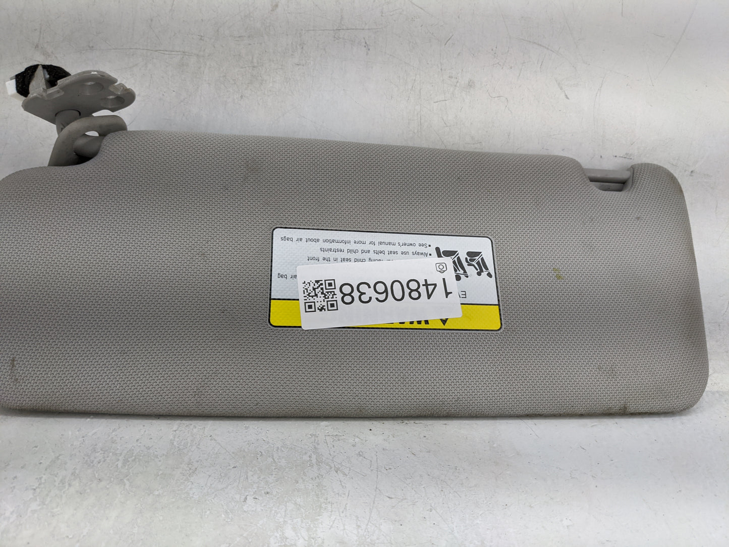 2015-2019 Hyundai Sonata Sun Visor Shade Replacement Passenger Right Mirror Fits Fits 2015 2016 2017 2018 2019 OEM Used Auto