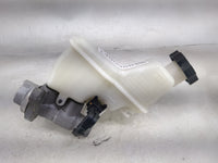 2015-2019 Hyundai Sonata Brake Master Cylinder 1490958 - Oemusedautoparts1.com