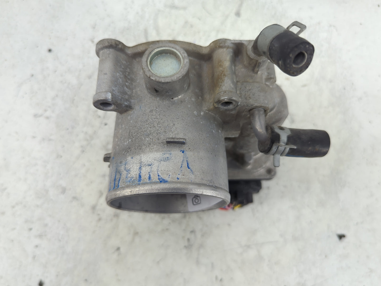 2016-2017 Hyundai Sonata Throttle Body P/N:35100-2E610 5930 9S03, E1471 Fits Fits 2016 2017 2018 2019 2020 OEM Used Auto Par