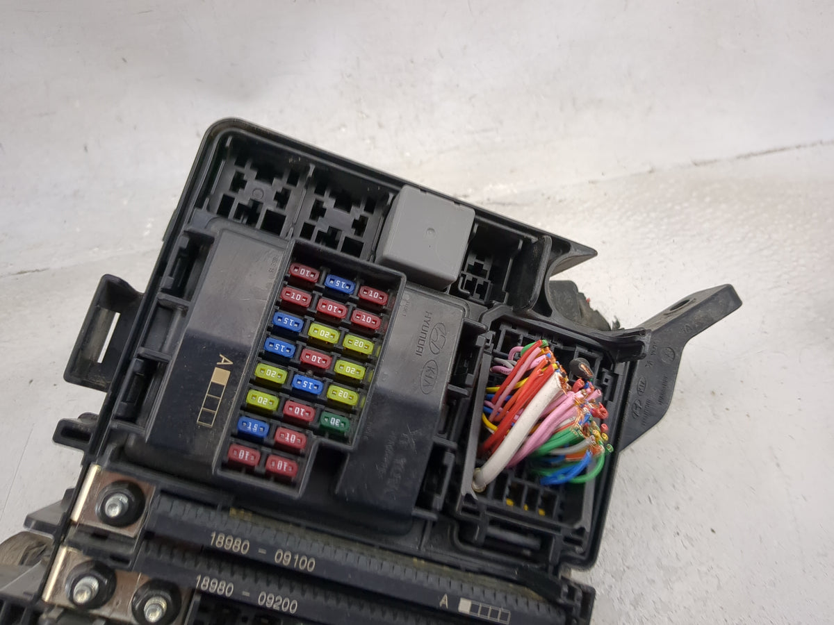 2016-2017 Hyundai Sonata Fusebox Fuse Box Panel Relay Module P/N:91204-E6161 1509162191040, 18980-09100 Fits Fits 2016 2017 