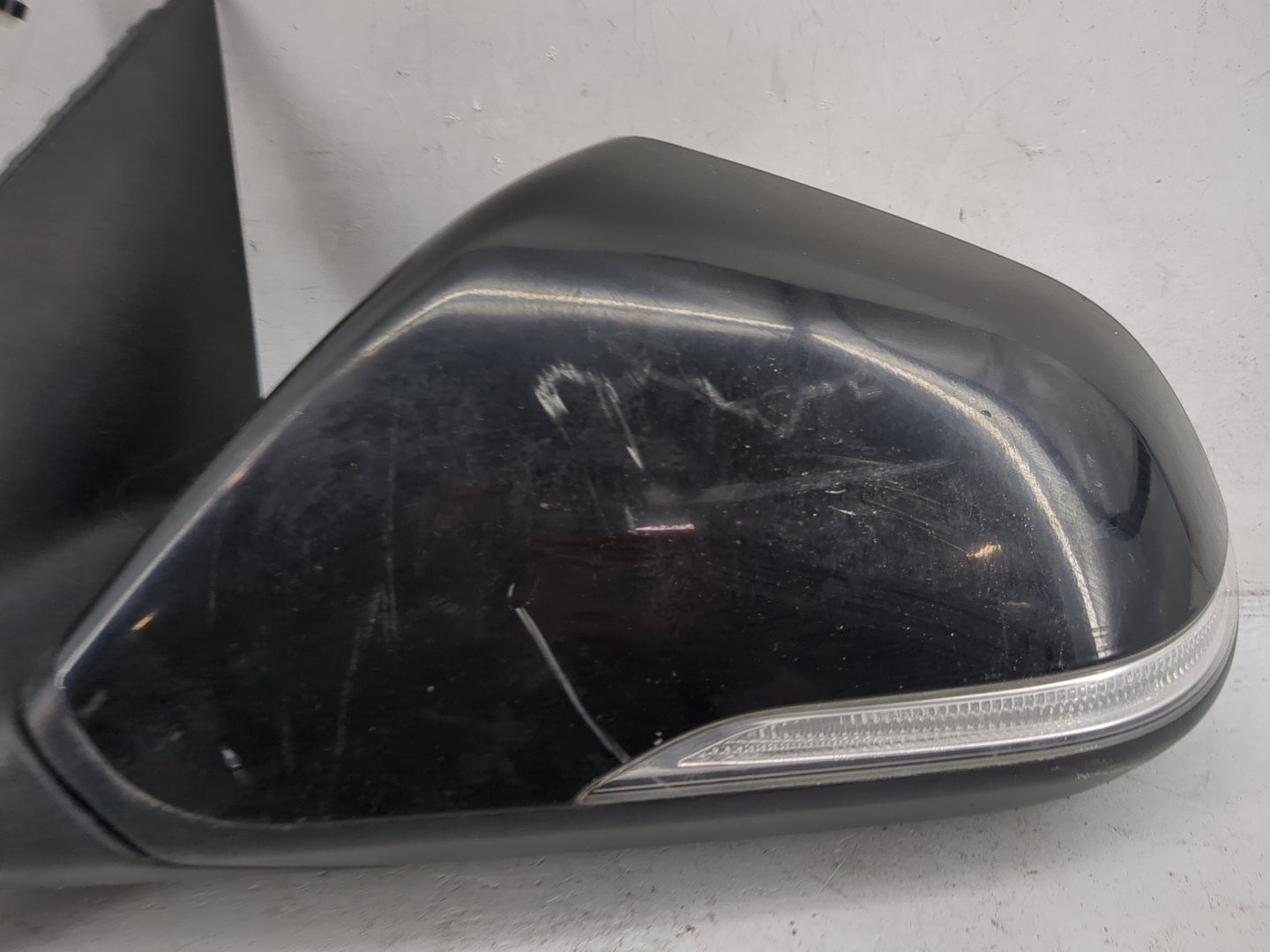2016-2017 Hyundai Sonata Driver Side View Mirror - Left Door Mirror OEM Used - Oemusedautoparts1.com