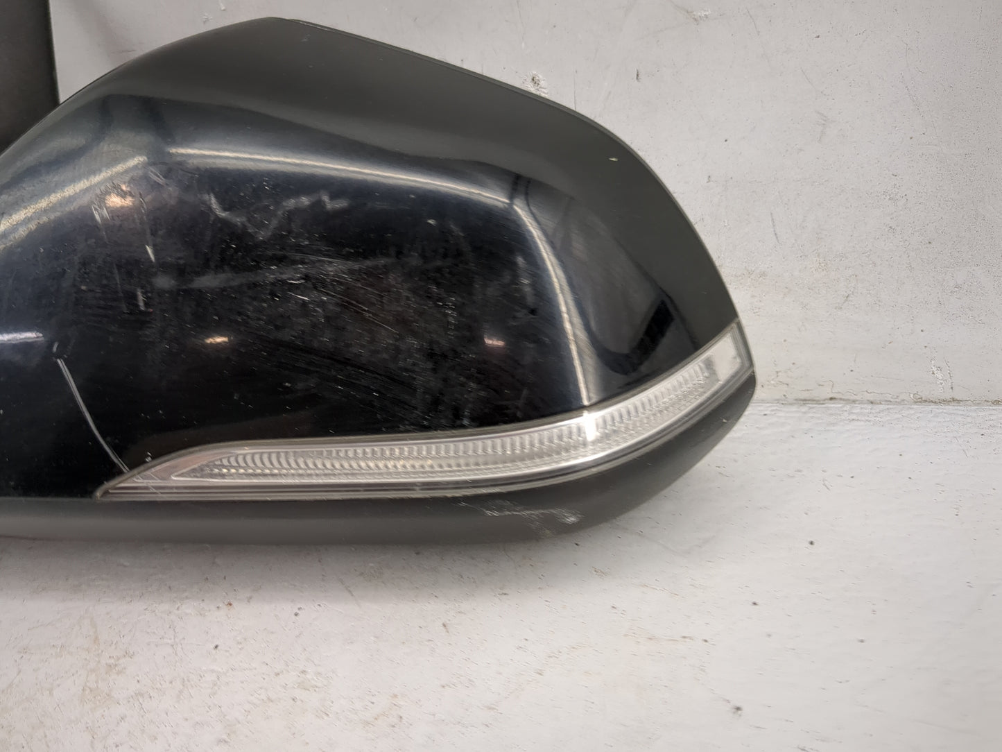 2016-2017 Hyundai Sonata Driver Side View Mirror - Left Door Mirror OEM Used - Oemusedautoparts1.com