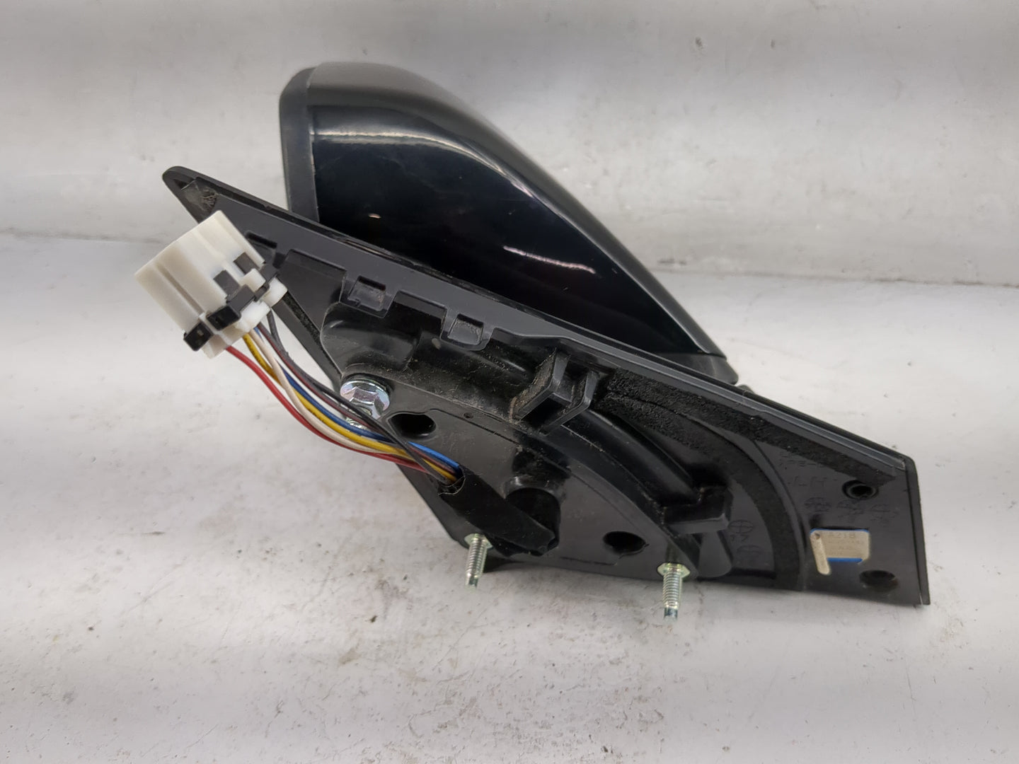 2016-2017 Hyundai Sonata Driver Side View Mirror - Left Door Mirror OEM Used - Oemusedautoparts1.com