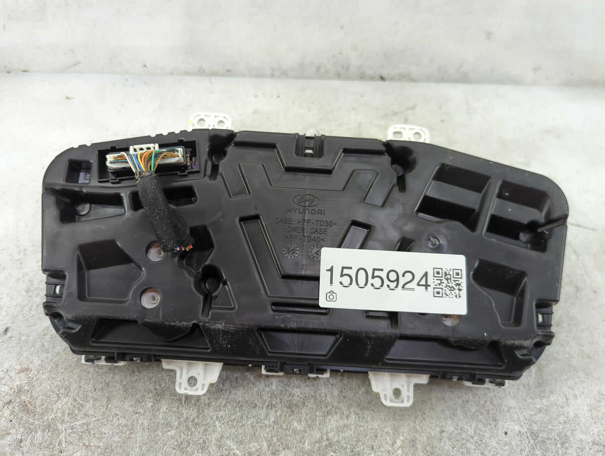 2016-2017 Hyundai Sonata Instrument Cluster Speedometer Gauges P/N:94001-C2200 Miles: Fits Fits 2016 2017 OEM Used Auto Part