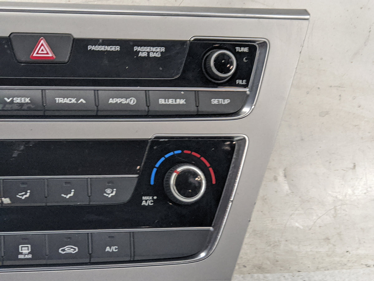 2015-2017 Hyundai Sonata Climate Control Module Temperature AC/Heater Replacement P/N:94510-C2530 D2AU Fits Fits 2015 2016 2