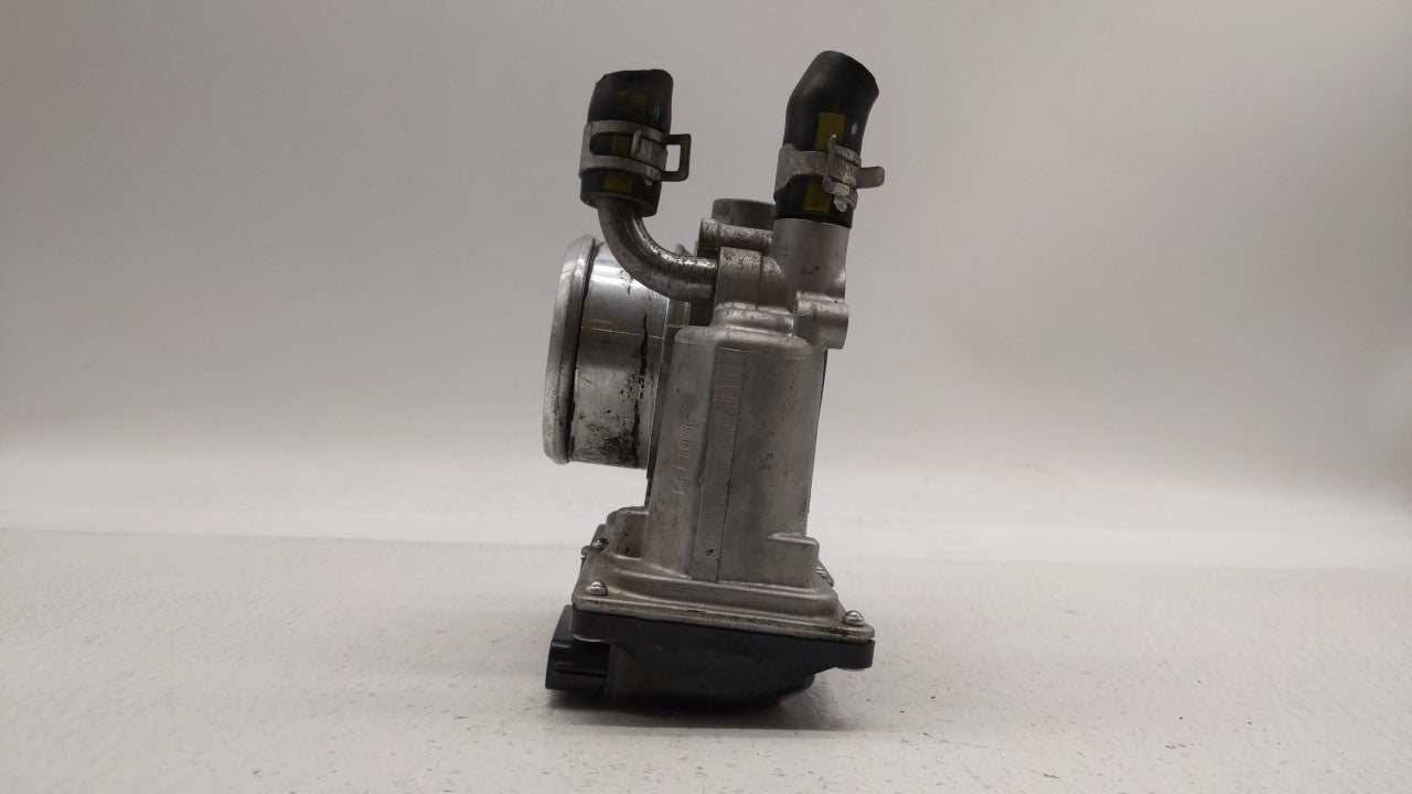 2015-2019 Hyundai Sonata Throttle Body P/N:35100-2B340 Fits Fits 2015 2016 2017 2018 2019 2020 2021 2022 OEM Used Auto Parts