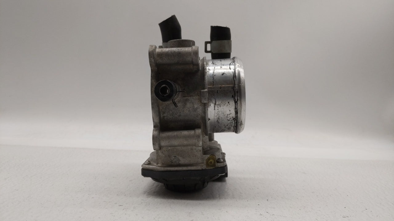 2015-2019 Hyundai Sonata Throttle Body P/N:35100-2B340 Fits Fits 2015 2016 2017 2018 2019 2020 2021 2022 OEM Used Auto Parts