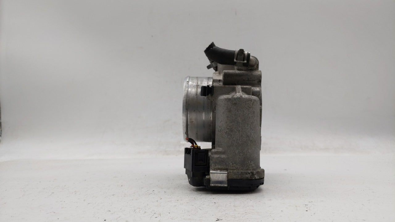 2015-2019 Hyundai Sonata Throttle Body P/N:0 280 750 618 35100-2G600 Fits Fits 2015 2016 2017 2018 2019 OEM Used Auto Parts 