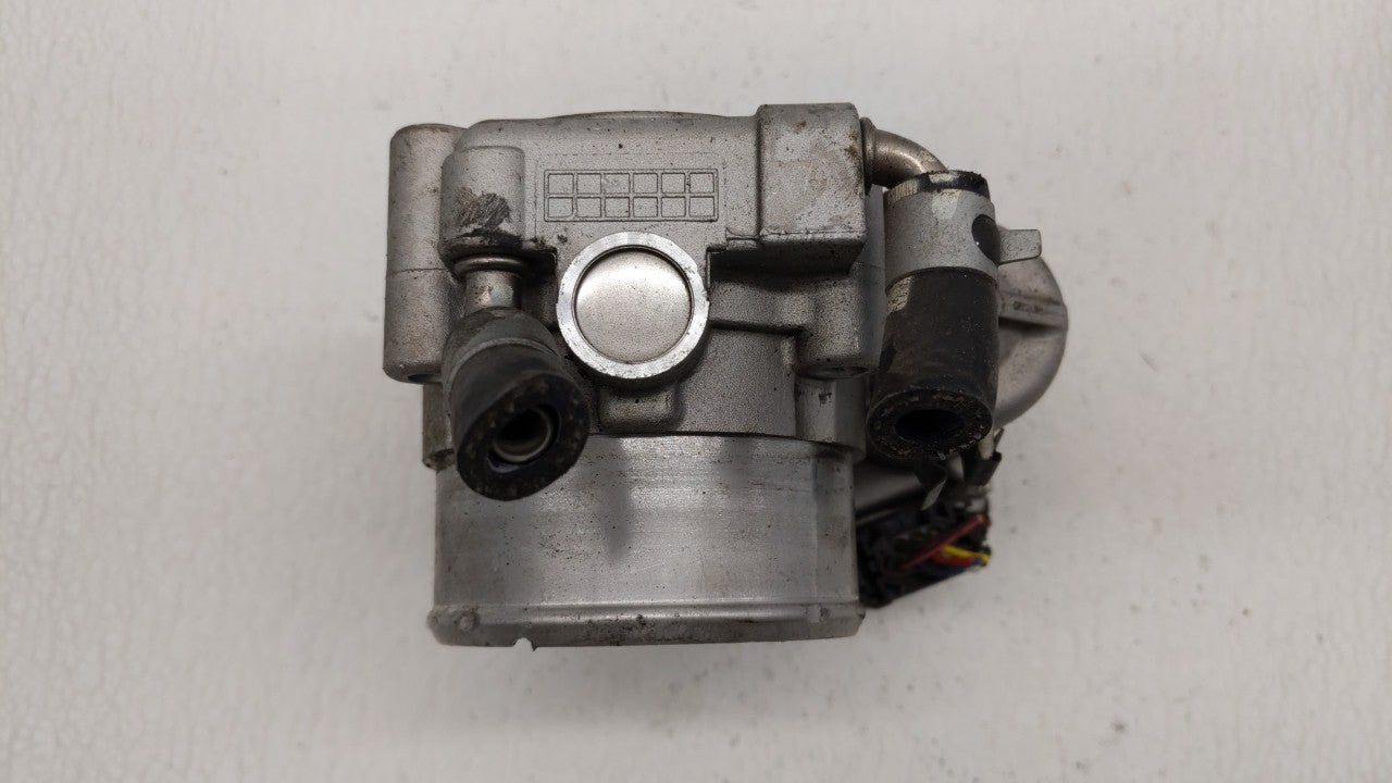 2015-2019 Hyundai Sonata Throttle Body P/N:0 280 750 618 35100-2G600 Fits Fits 2015 2016 2017 2018 2019 OEM Used Auto Parts 