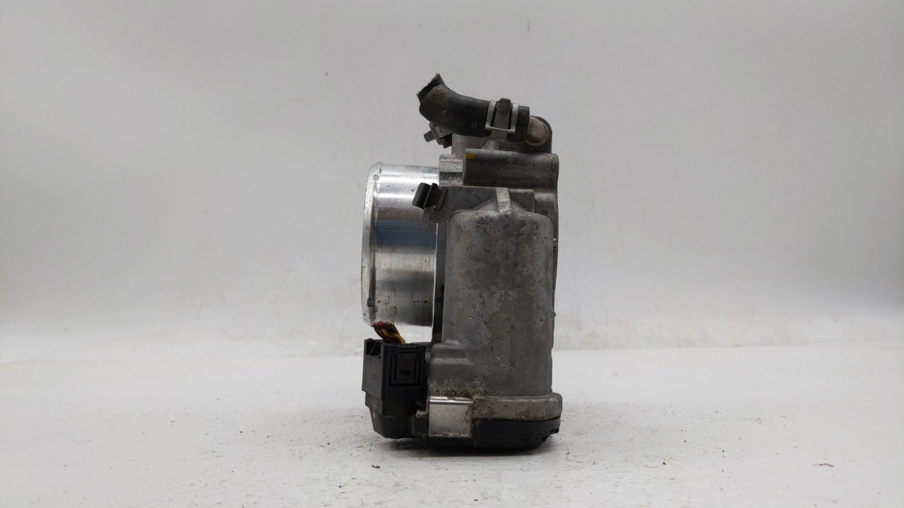 2015-2019 Hyundai Sonata Throttle Body P/N:0 280 750 618 35100-2G600 Fits Fits 2015 2016 2017 2018 2019 OEM Used Auto Parts 