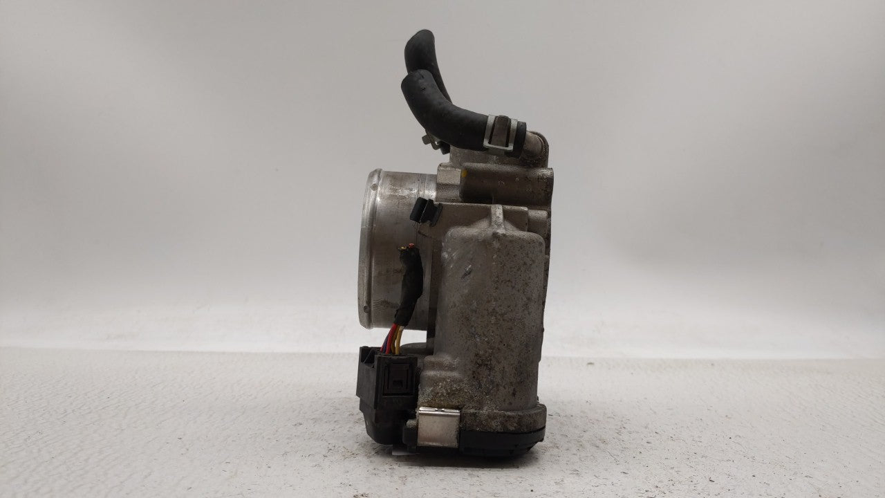 2015-2019 Hyundai Sonata Throttle Body P/N:0 280 750 618 35100-2G600 Fits Fits 2015 2016 2017 2018 2019 OEM Used Auto Parts 