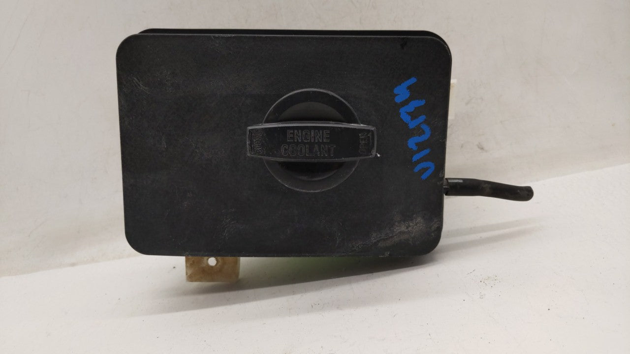 2015-2019 Hyundai Sonata Radiator Coolant Overflow Expansion Tank Bottle 244963 - Oemusedautoparts1.com