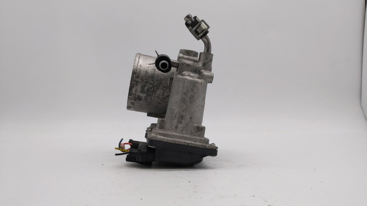 2016-2017 Hyundai Sonata Throttle Body P/N:35100-2E610 Fits Fits 2016 2017 2018 2019 OEM Used Auto Parts - Oemusedautoparts1