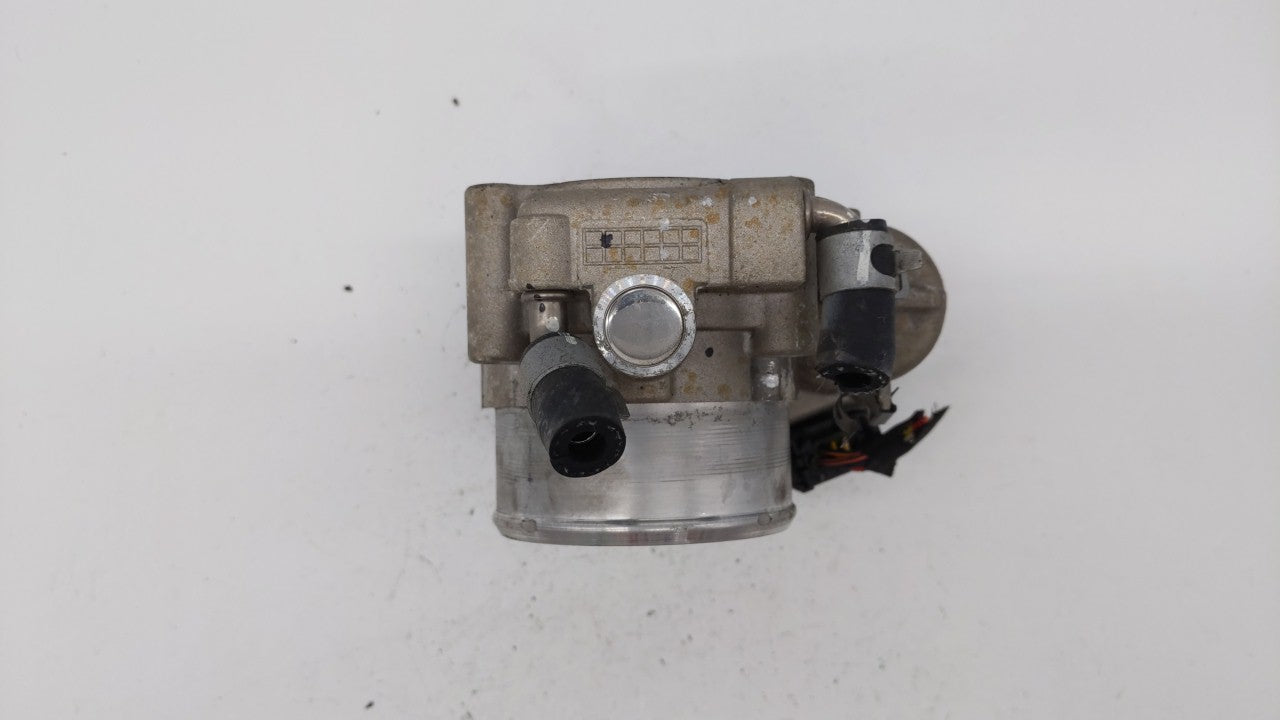 2015-2019 Hyundai Sonata Throttle Body P/N:35100-2G600 Fits Fits 2015 2016 2017 2018 2019 OEM Used Auto Parts - Oemusedautop