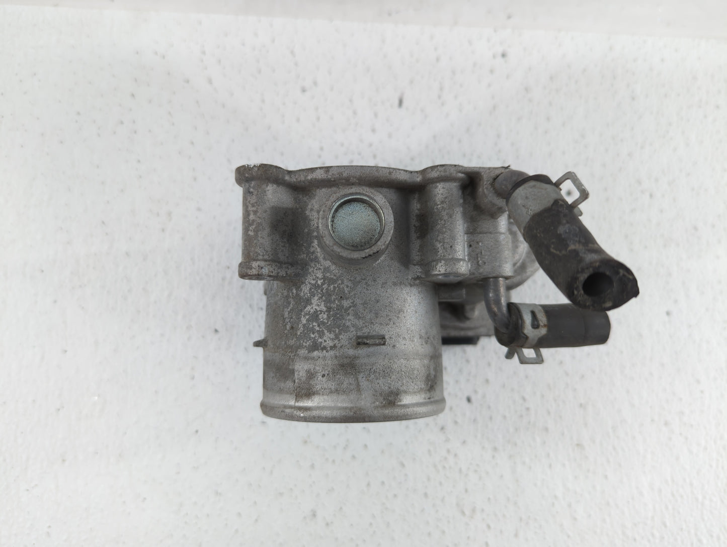 2016-2017 Hyundai Sonata Throttle Body P/N:35100-2E610 Fits Fits 2016 2017 2018 2019 OEM Used Auto Parts - Oemusedautoparts1