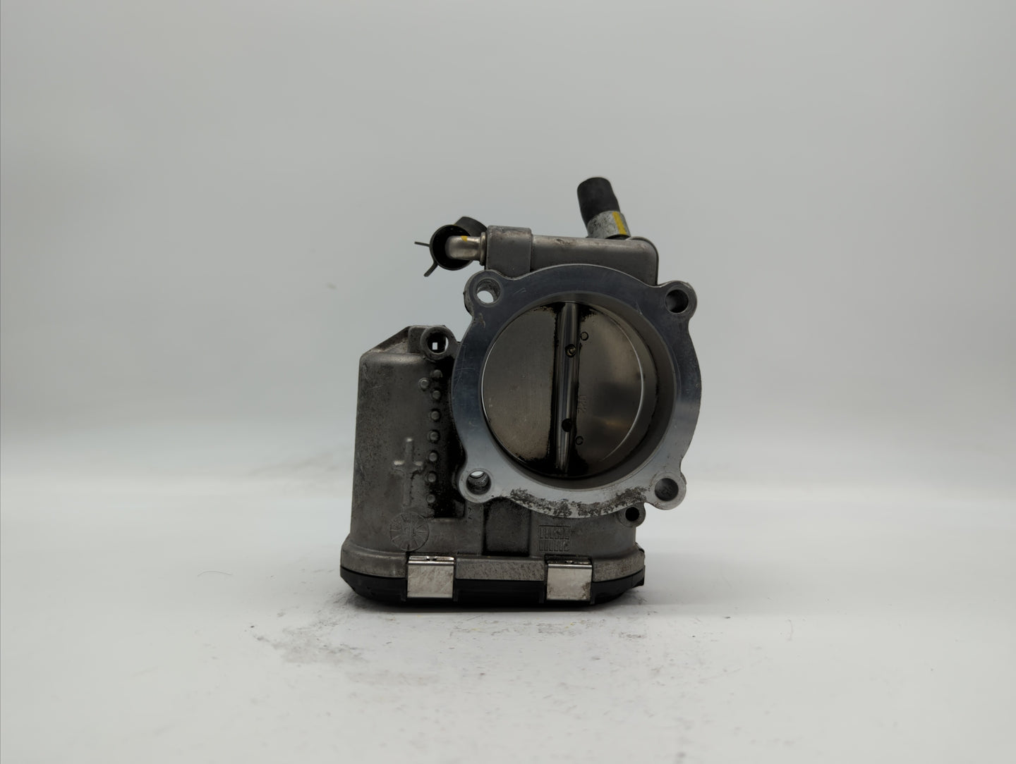 2015-2019 Hyundai Sonata Throttle Body P/N:35100-2G600 Fits Fits 2015 2016 2017 2018 2019 OEM Used Auto Parts - Oemusedautop