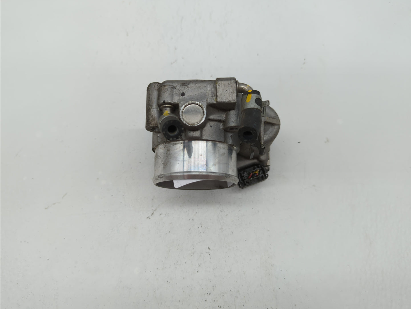 2015-2019 Hyundai Sonata Throttle Body P/N:35100-2G600 Fits Fits 2015 2016 2017 2018 2019 OEM Used Auto Parts - Oemusedautop