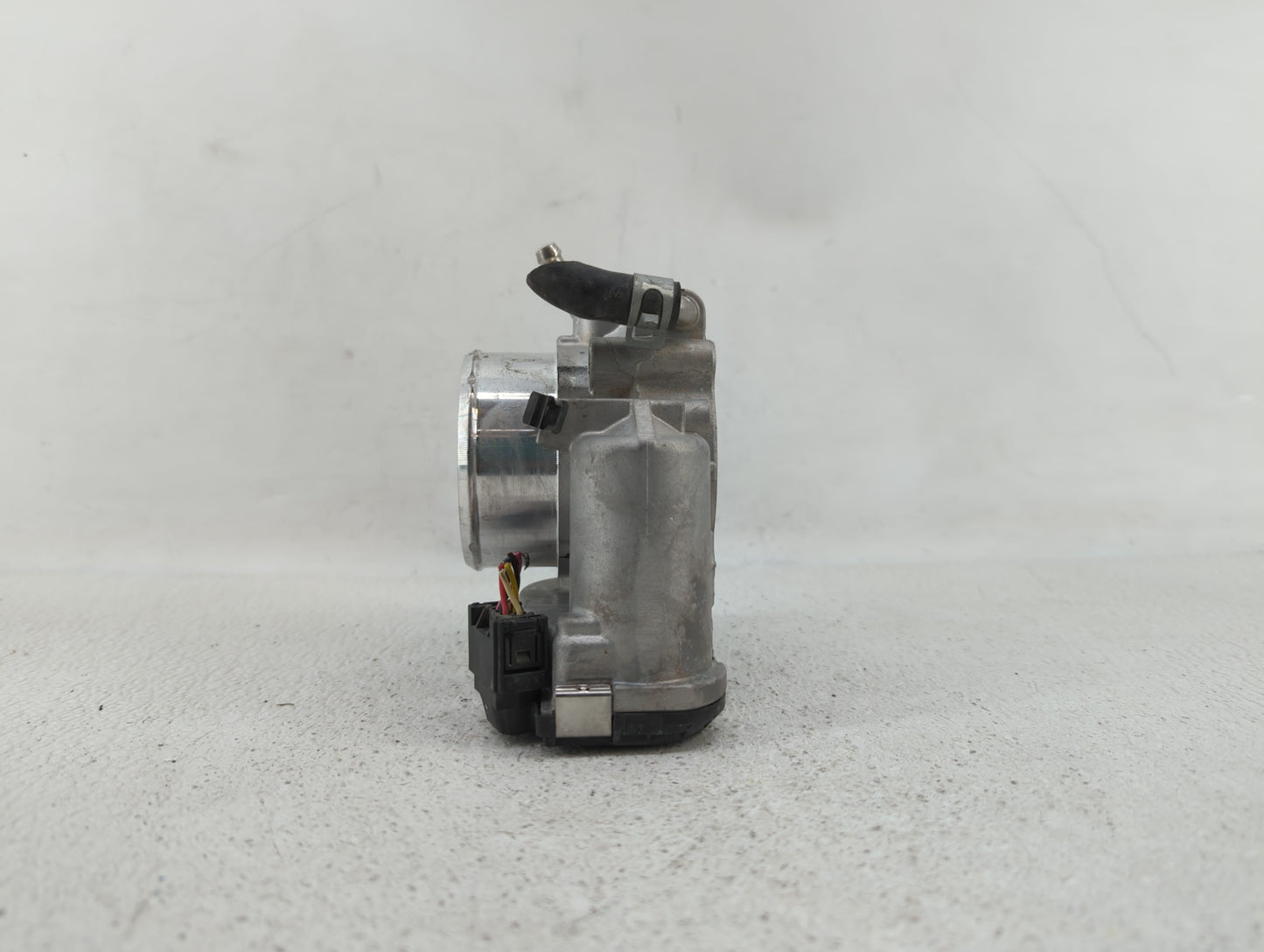 2015-2019 Hyundai Sonata Throttle Body P/N:0 280 750 618 35100-2G600 Fits Fits 2015 2016 2017 2018 2019 OEM Used Auto Parts 