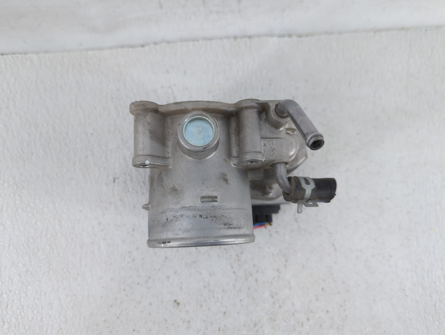 2016-2017 Hyundai Sonata Throttle Body P/N:35100-2E610 Fits Fits 2016 2017 2018 2019 OEM Used Auto Parts - Oemusedautoparts1