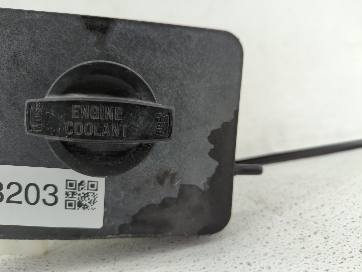 2015-2019 Hyundai Sonata Radiator Coolant Overflow Expansion Tank Bottle 358203 - Oemusedautoparts1.com